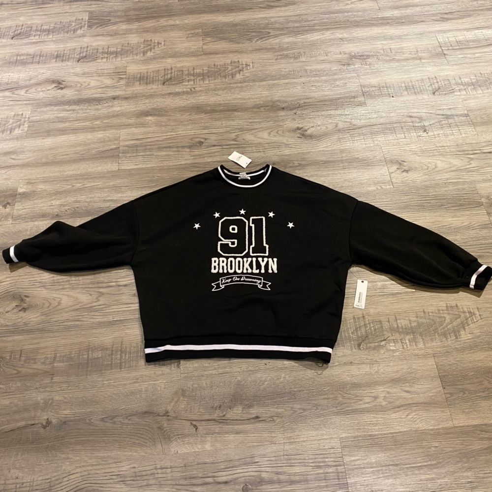 Black NWT Rue21 oversized sweatshirt